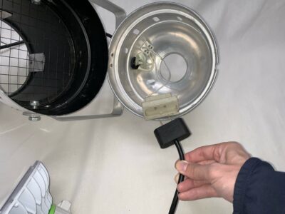 Plug-and-Play vs. Hardwired LED Bulbs